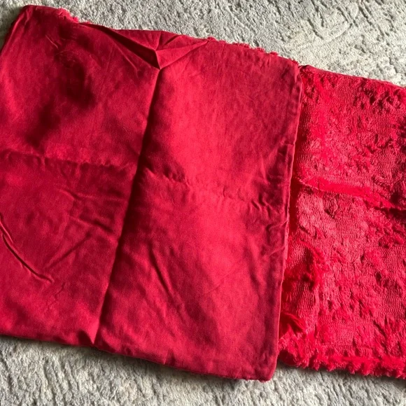 Red Christmas Snowflake Pillow Covers - Picture 3 of 3